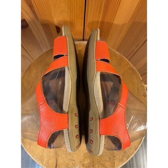 Lands' End Women's Size 7B Orange Terrain Sandals Leather - Picture 5 of 8